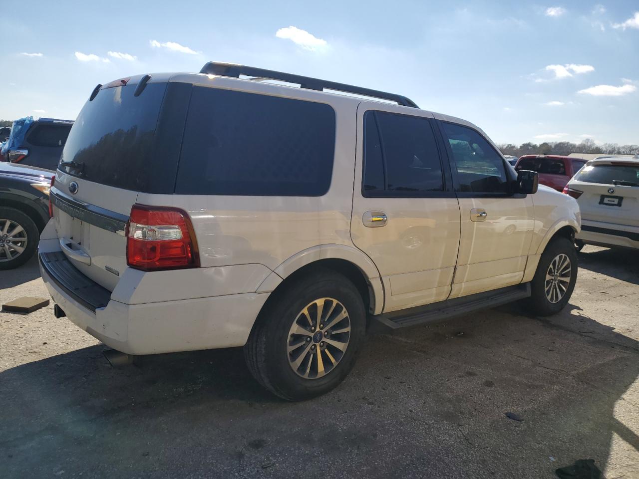 2015 Ford Expedition - Image 3