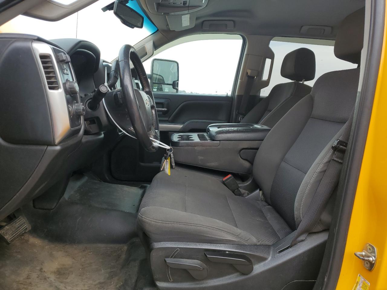2018 Chevrolet Silverado - Image 7