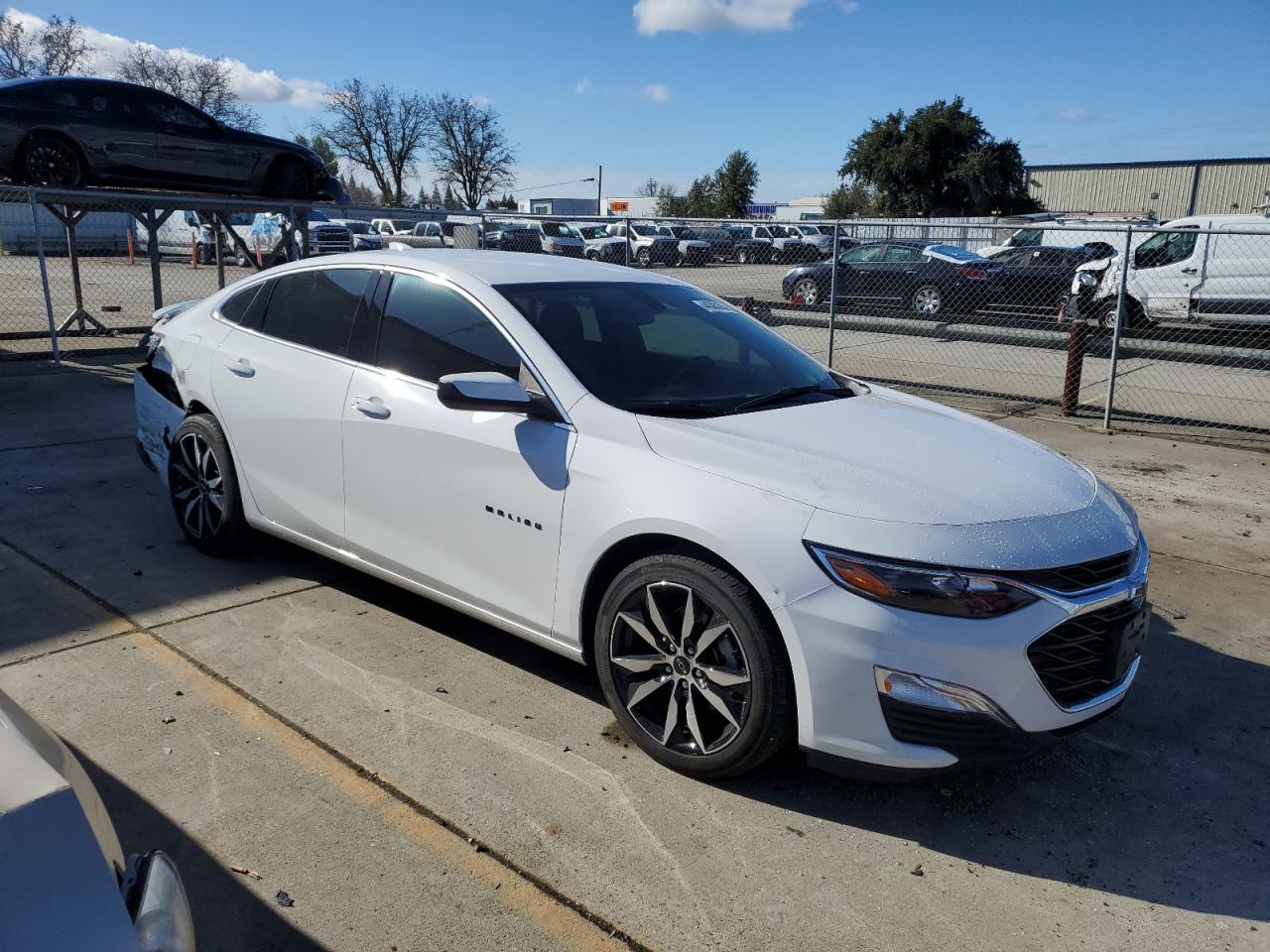 2020 Chevrolet Malibu - Image 4