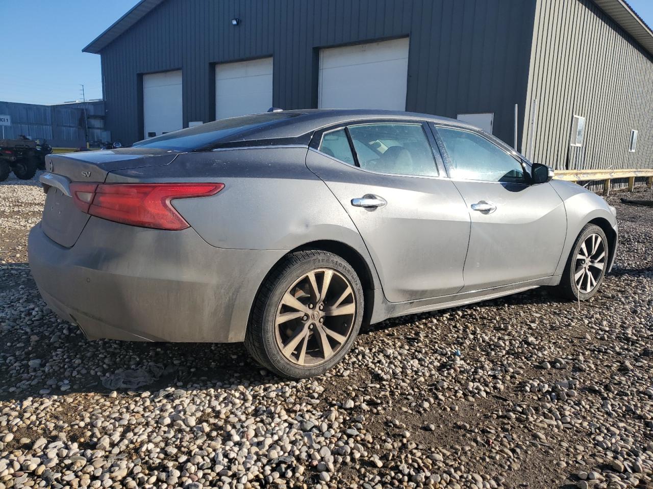 2017 Nissan Maxima - Image 3