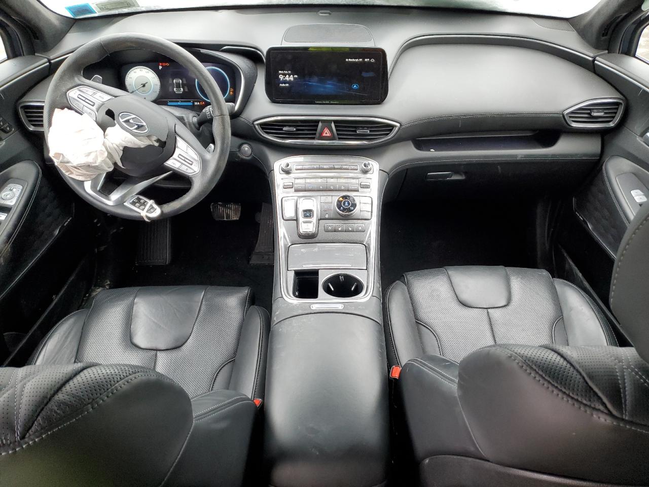 2023 Hyundai Santa Fe - Image 8