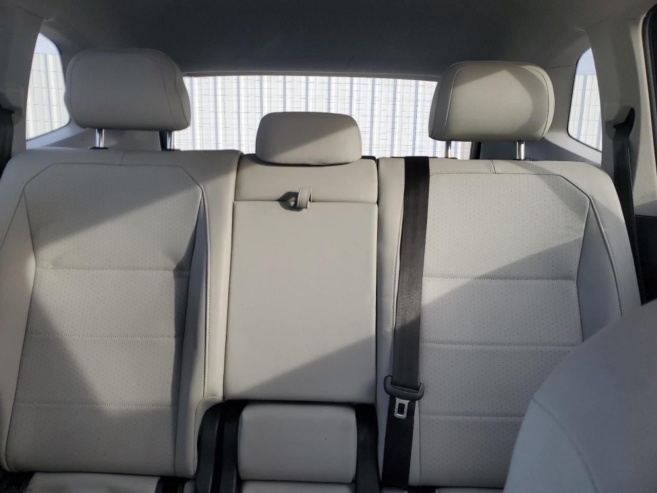 2019 Volkswagen Tiguan - Image 10