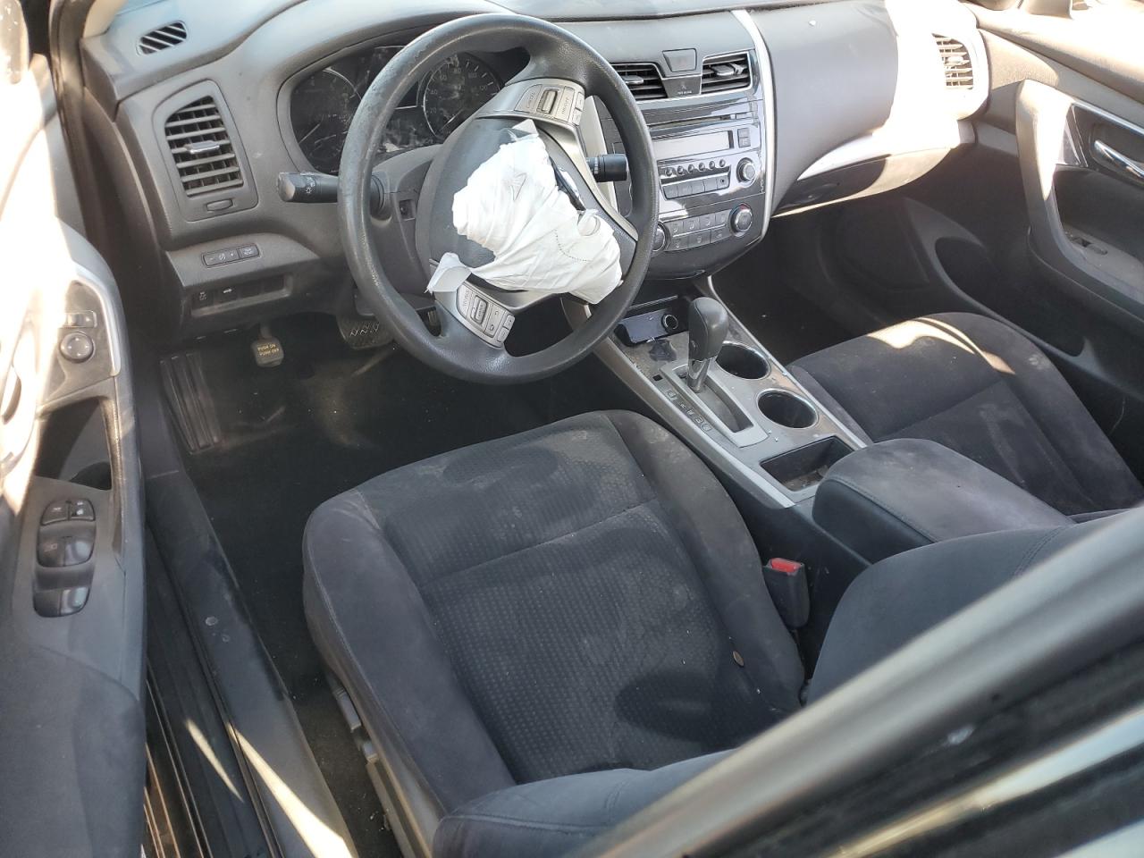 2014 Nissan Altima - Image 8