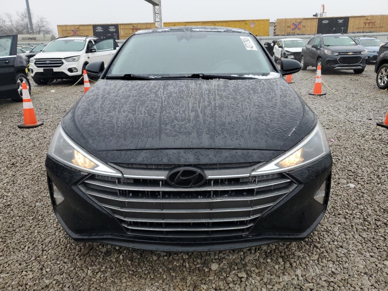 2020 Hyundai Elantra - Image 5