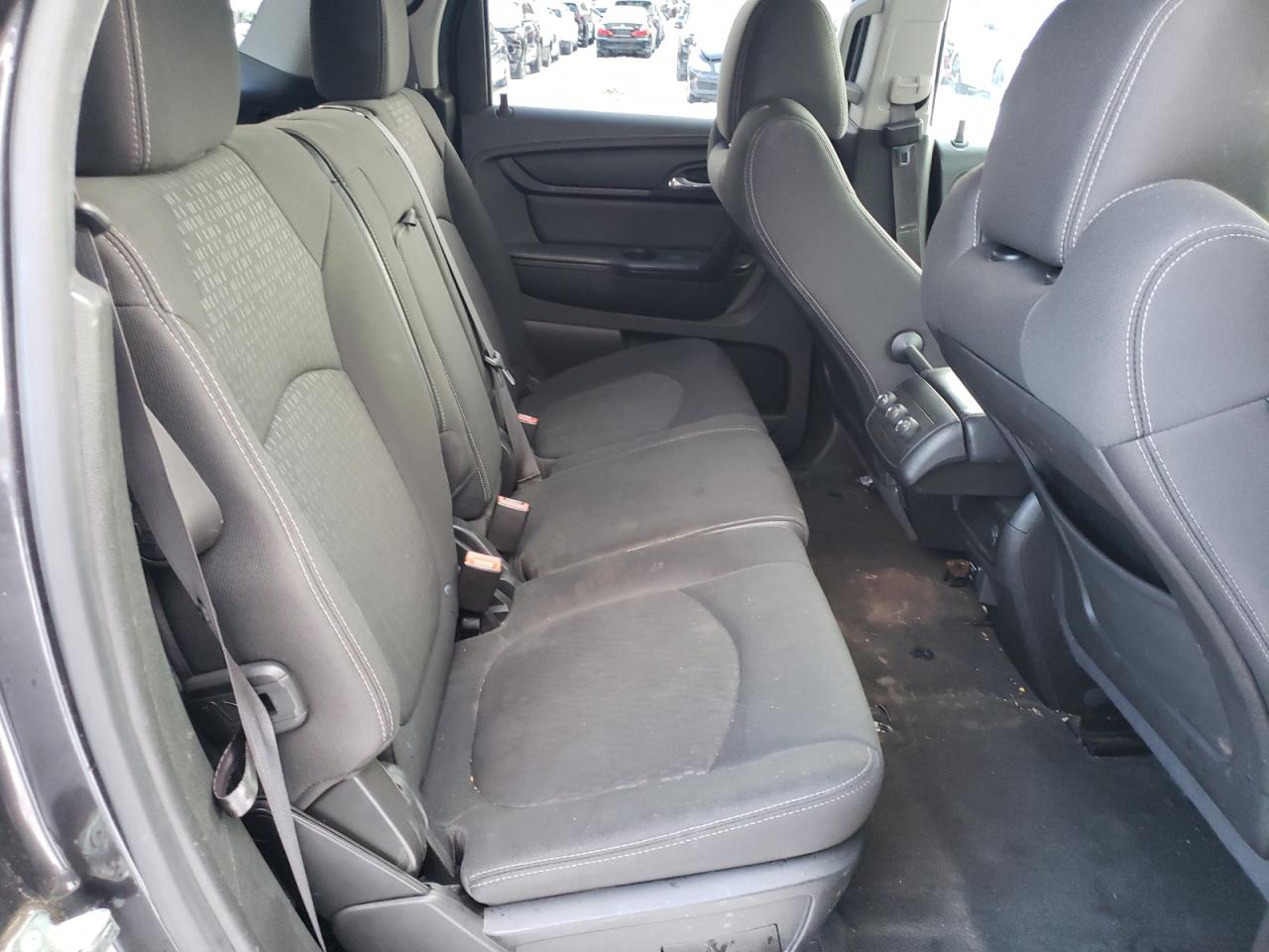 2015 GMC Acadia - Image 11