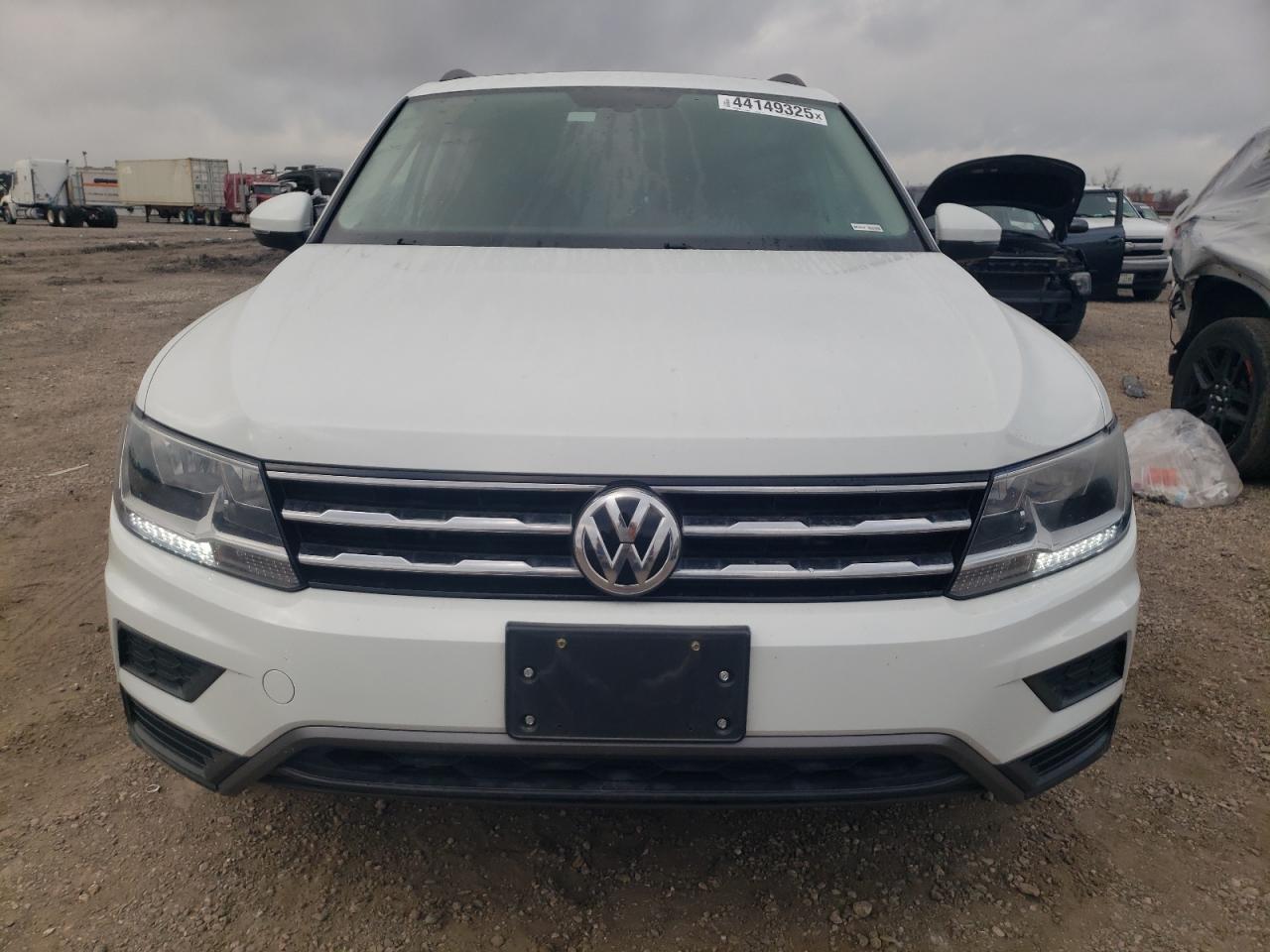 2021 Volkswagen Tiguan - Image 5