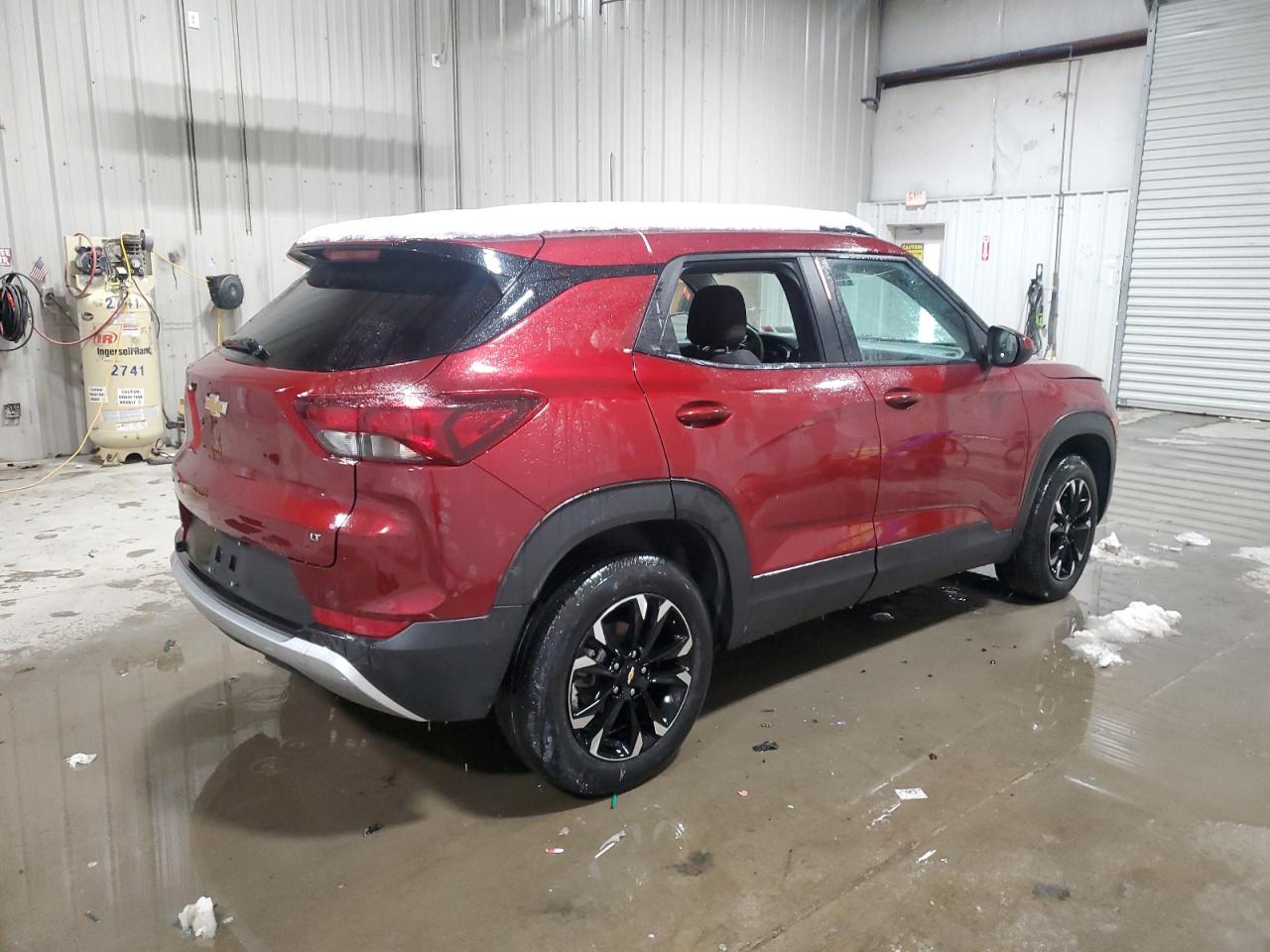 2022 Chevrolet TrailBlazer - Image 3