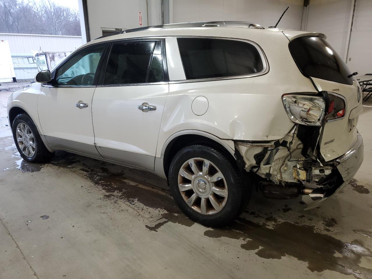 2011 Buick Enclave - Image 2