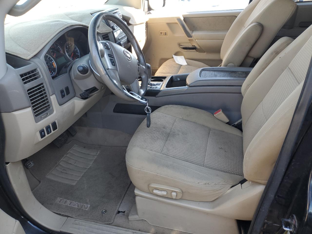 2014 Nissan Titan - Image 7