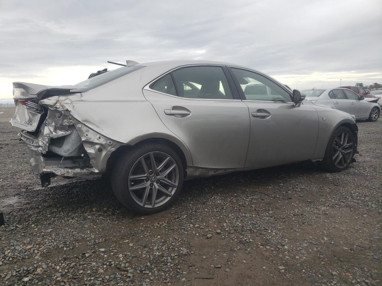 2020 Lexus IS - Image 3