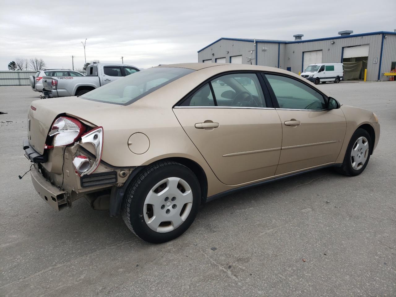 2008 Pontiac G6 - Image 3