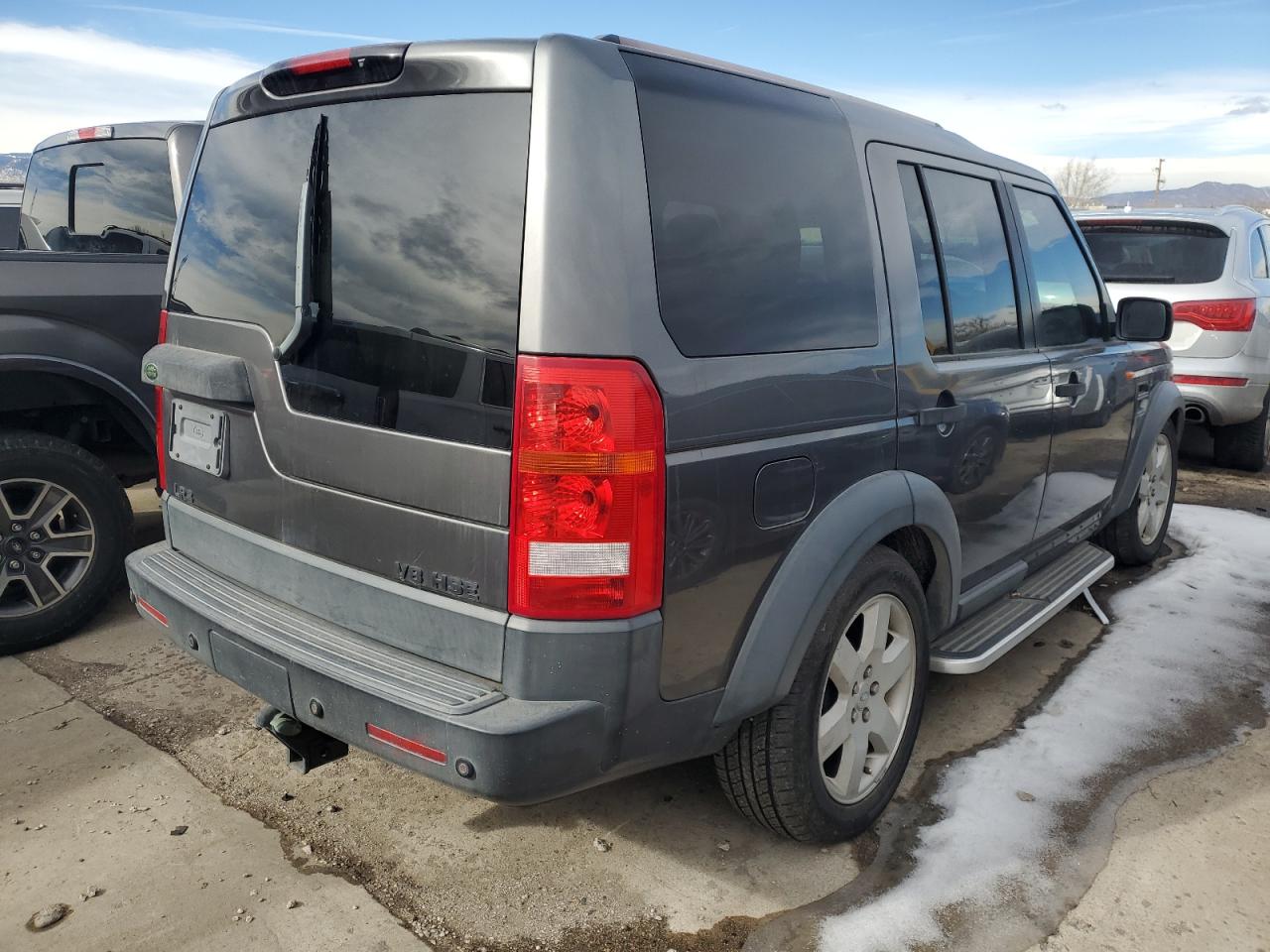 2005 Land Rover LR3 - Image 3