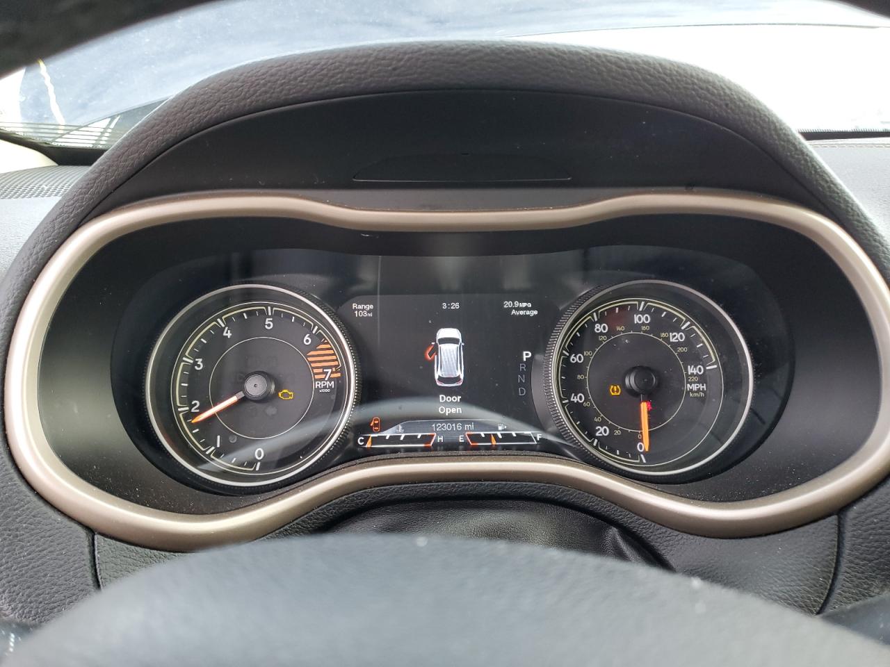 2016 Jeep Grand Cherokee - Image 9