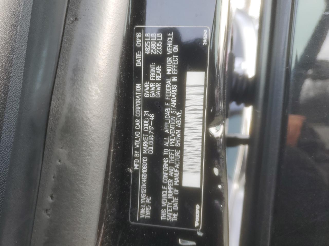 2016 Volvo S60 - Image 14