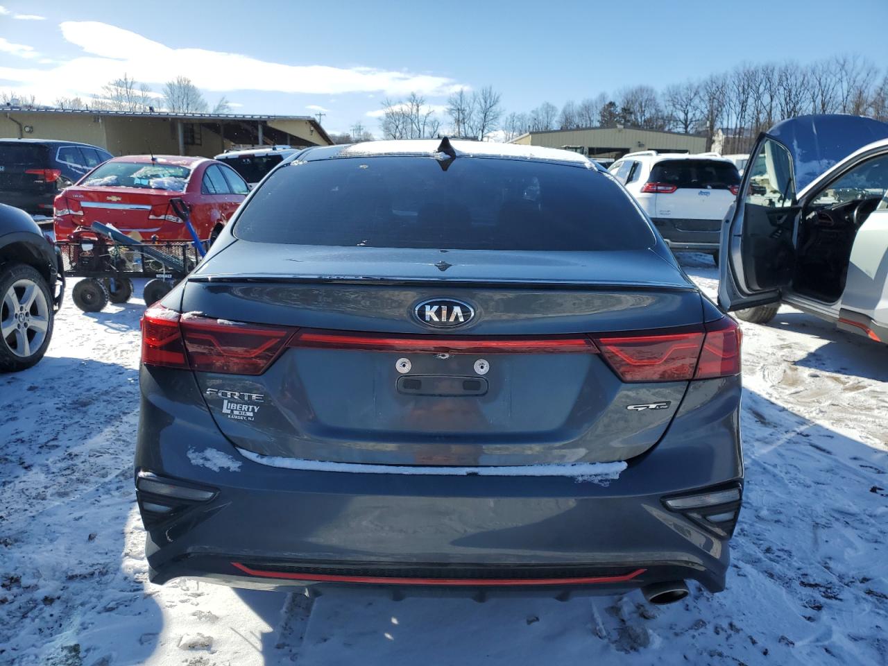 2021 Kia Forte - Image 6