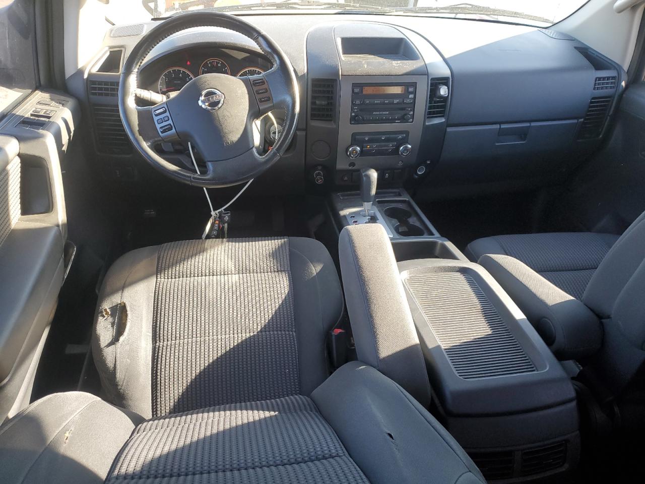 2012 Nissan Titan - Image 8