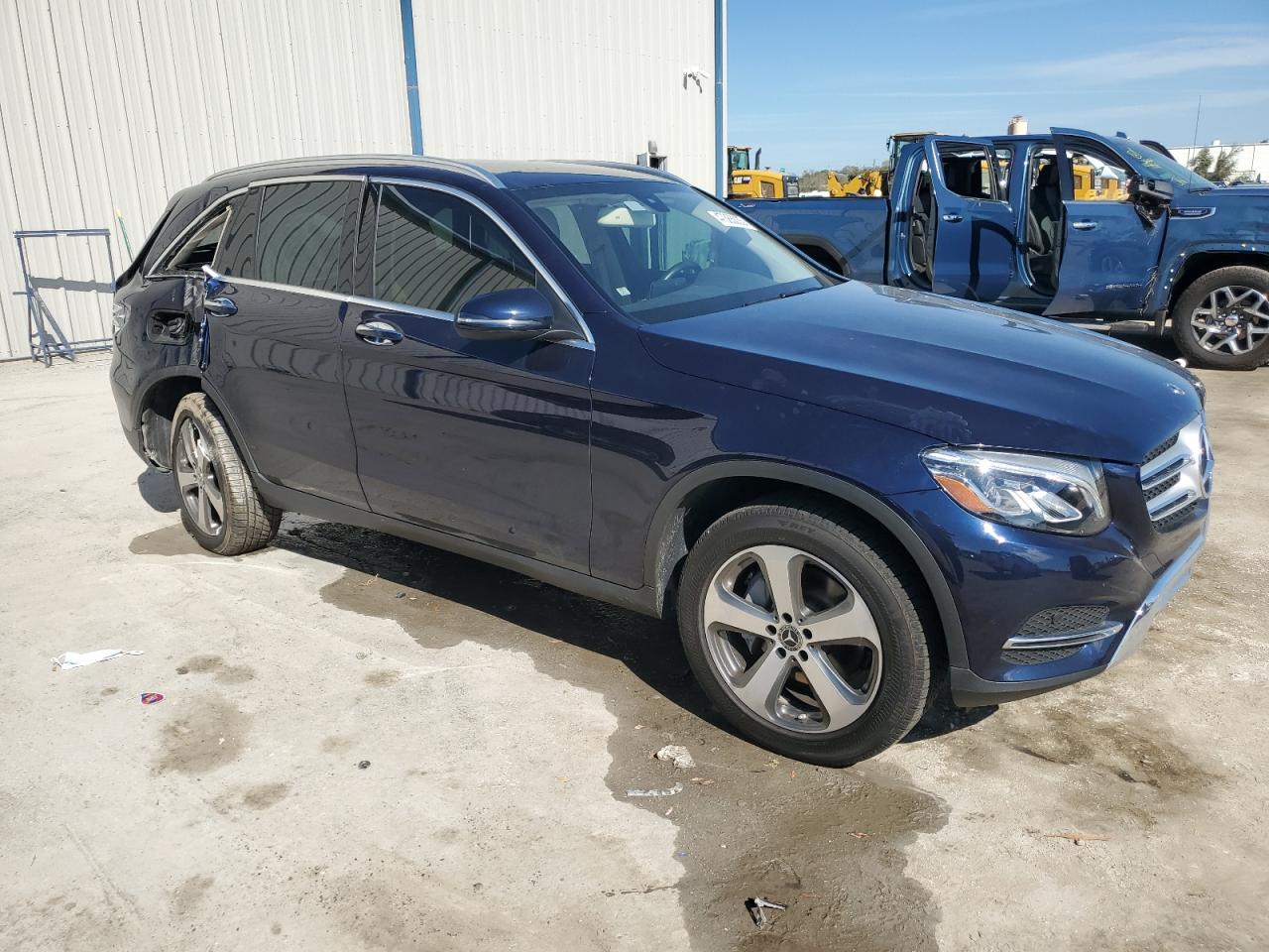 2019 Mercedes-Benz GLC - Image 4