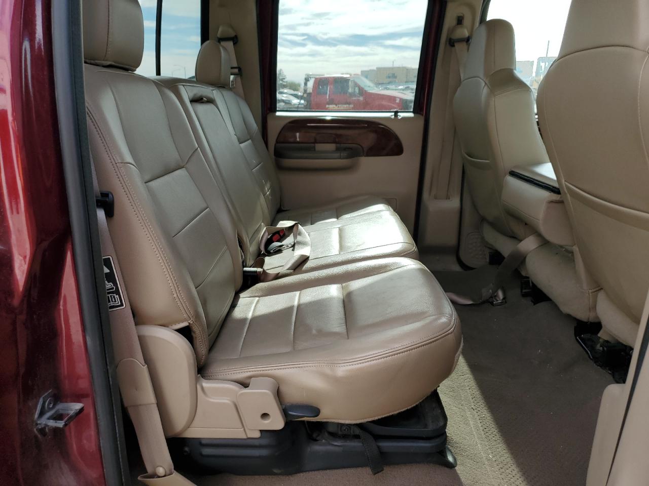2004 Ford F250 - Image 10