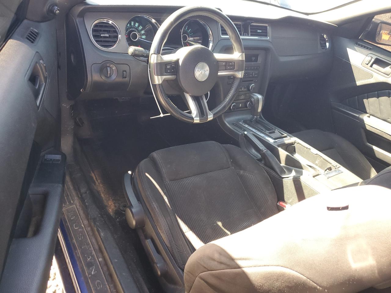 2013 Ford Mustang - Image 8