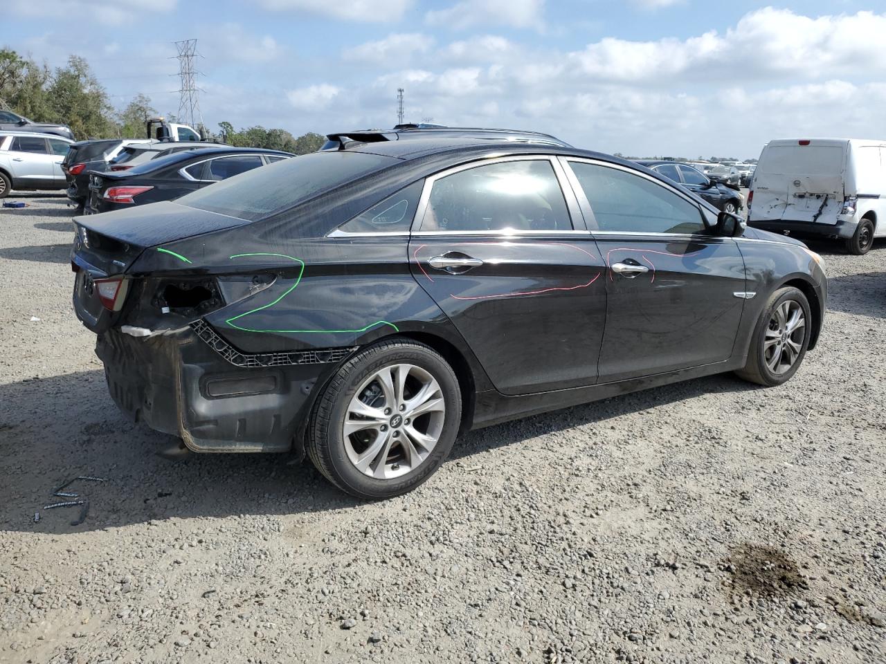 2013 Hyundai Sonata - Image 3