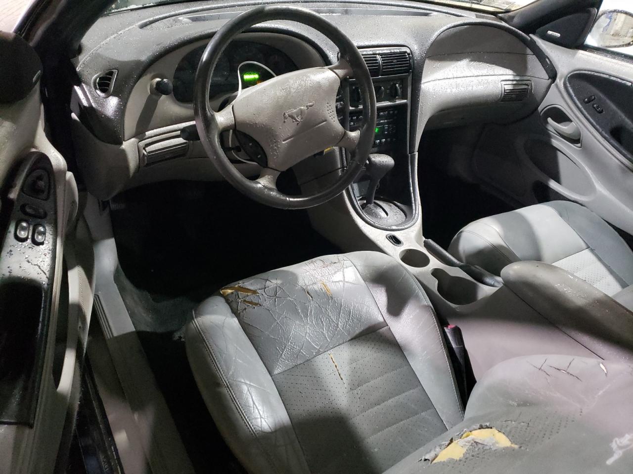 2001 Ford Mustang - Image 8