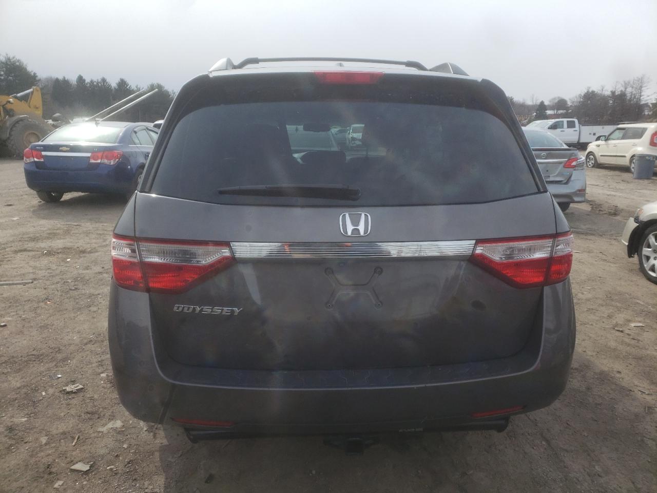 2011 Honda Odyssey - Image 6