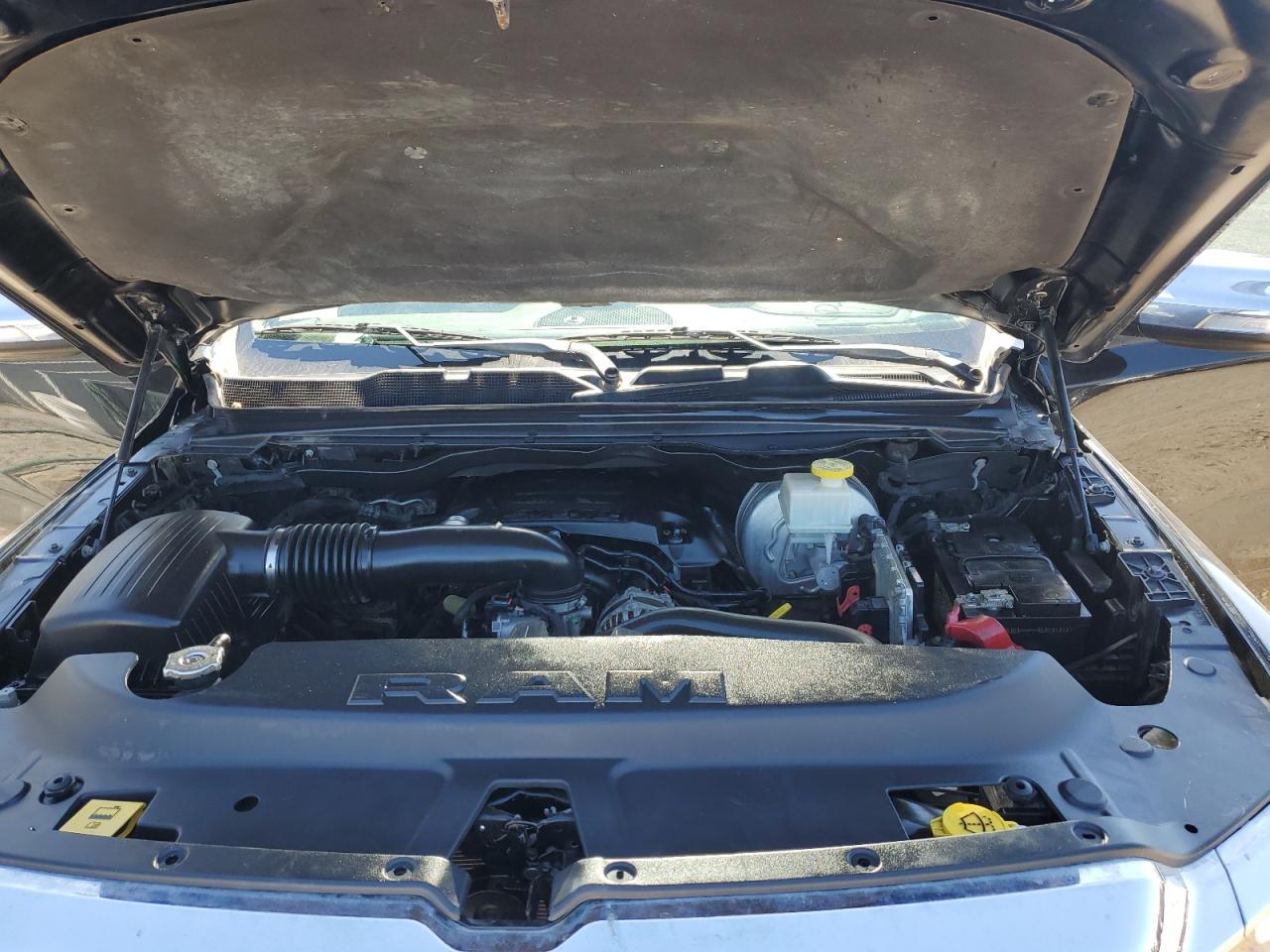 2019 RAM 1500 - Image 11