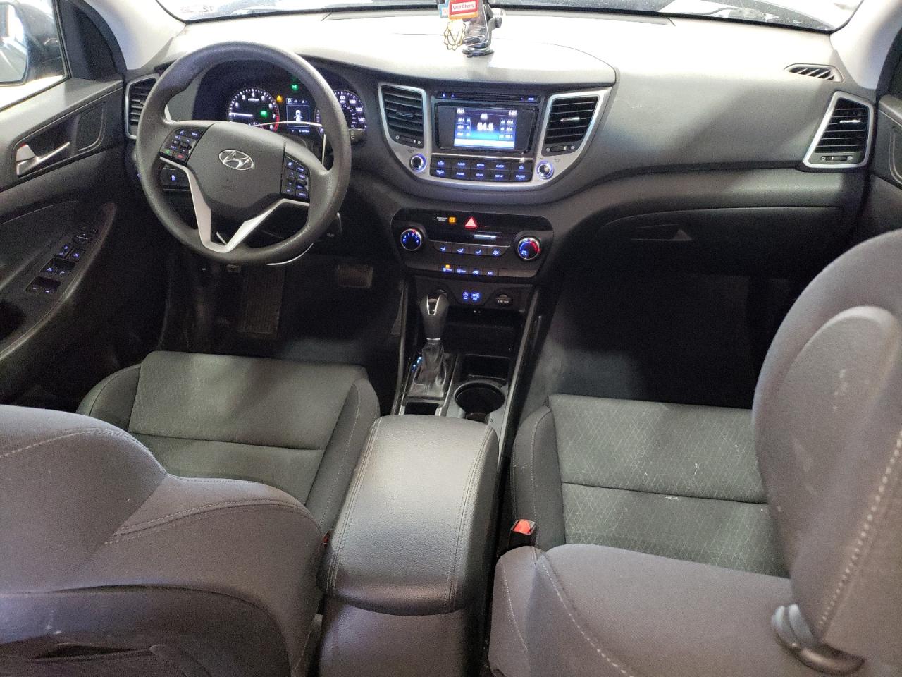 2017 Hyundai Tucson - Image 8