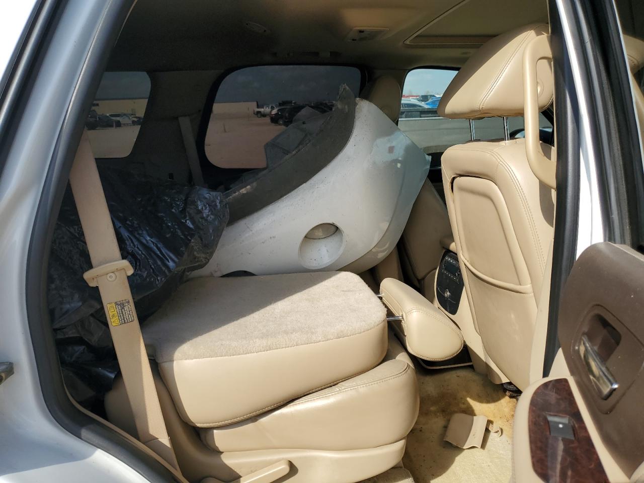 2007 GMC Yukon - Image 12