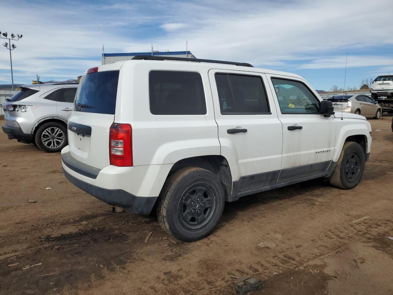 2014 Jeep Liberty (Patriot) - Image 3