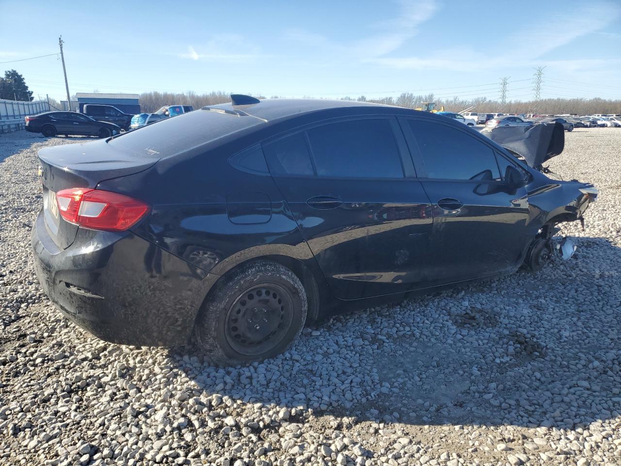 2018 Chevrolet Cruze - Image 3