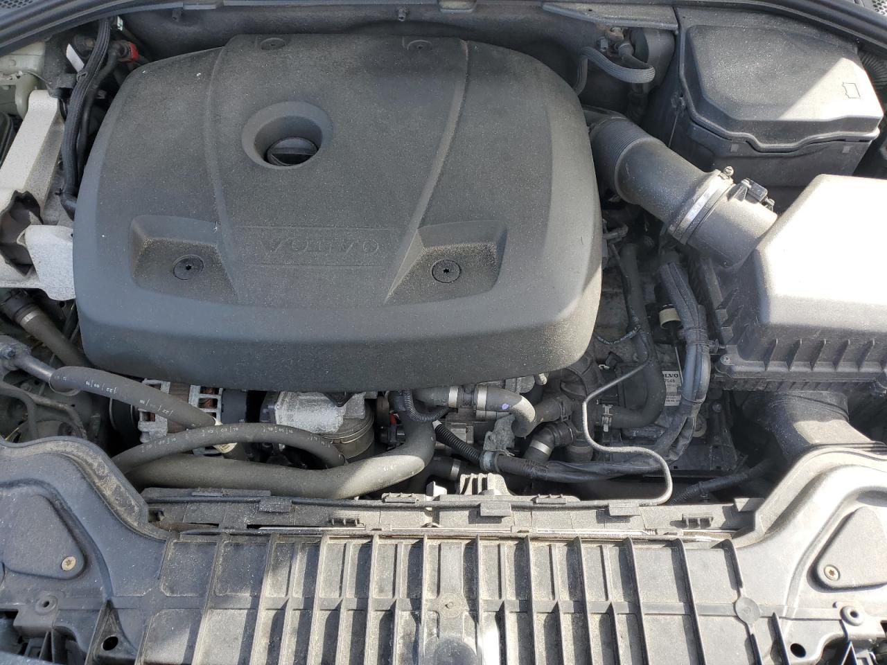 2017 Volvo S60 - Image 11