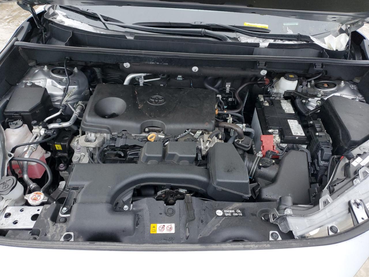 2024 Toyota RAV 4 - Image 12