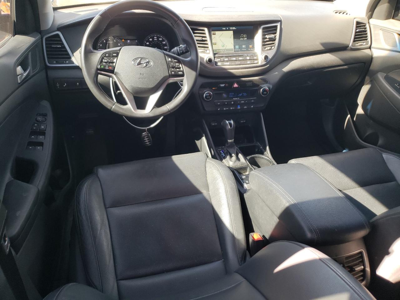 2017 Hyundai Tucson - Image 8