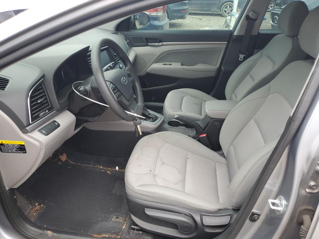 2017 Hyundai Elantra - Image 7