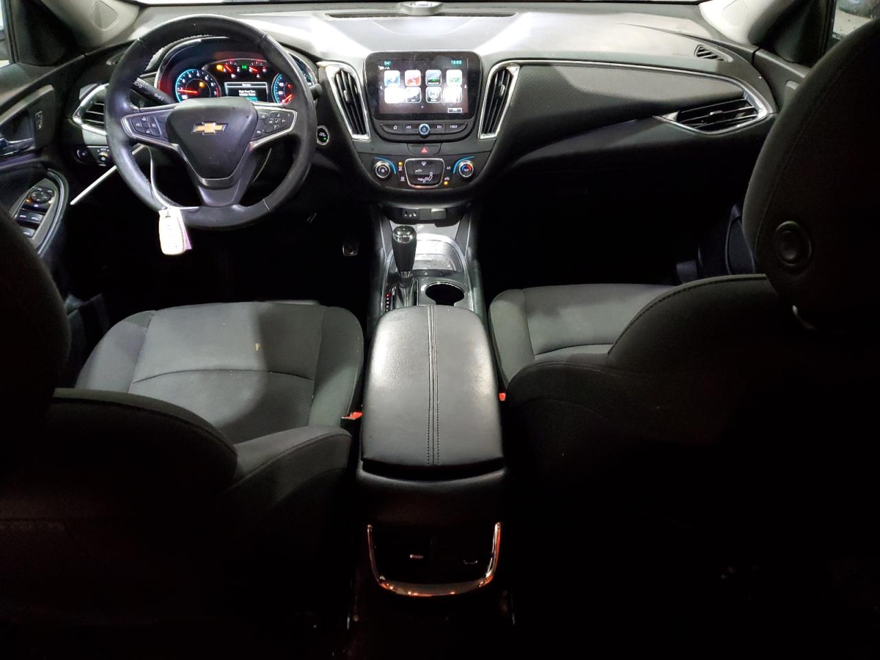 2018 Chevrolet Malibu - Image 8