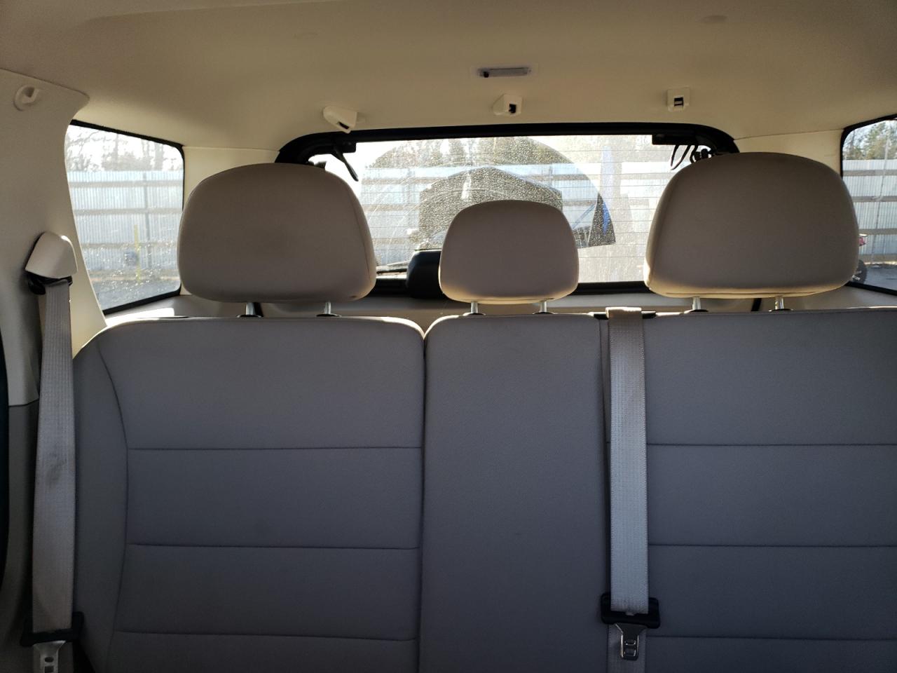 2012 Ford Escape - Image 10