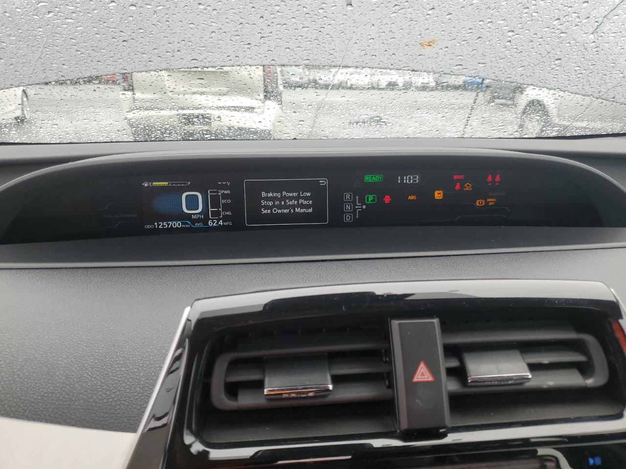 2018 Toyota Prius - Image 9
