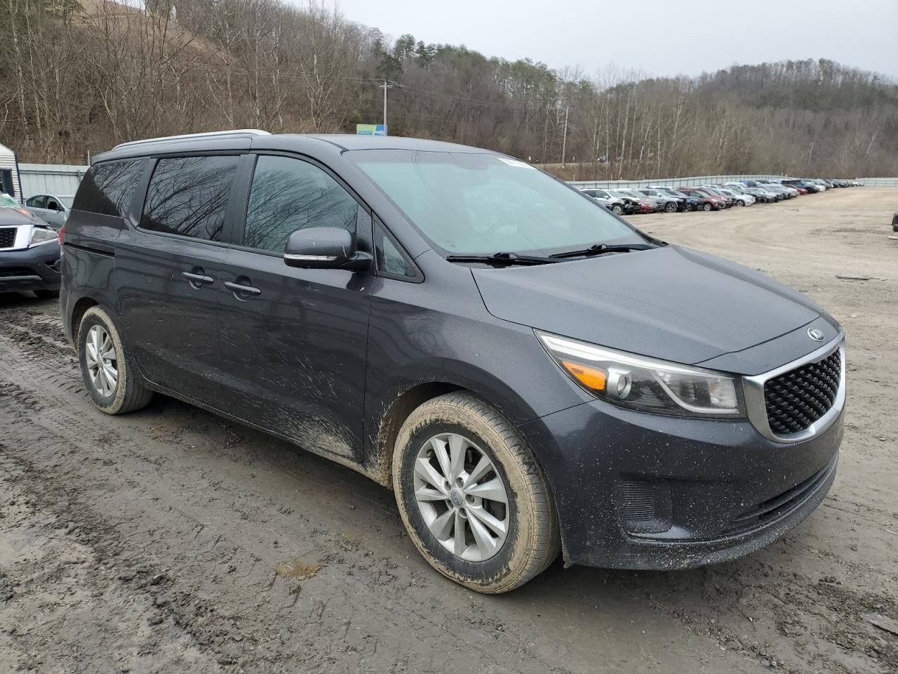 2016 Kia Sedona - Image 4