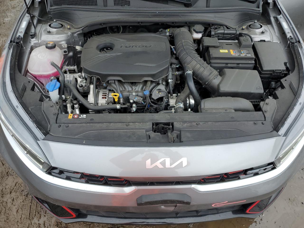 2023 Kia Forte - Image 11