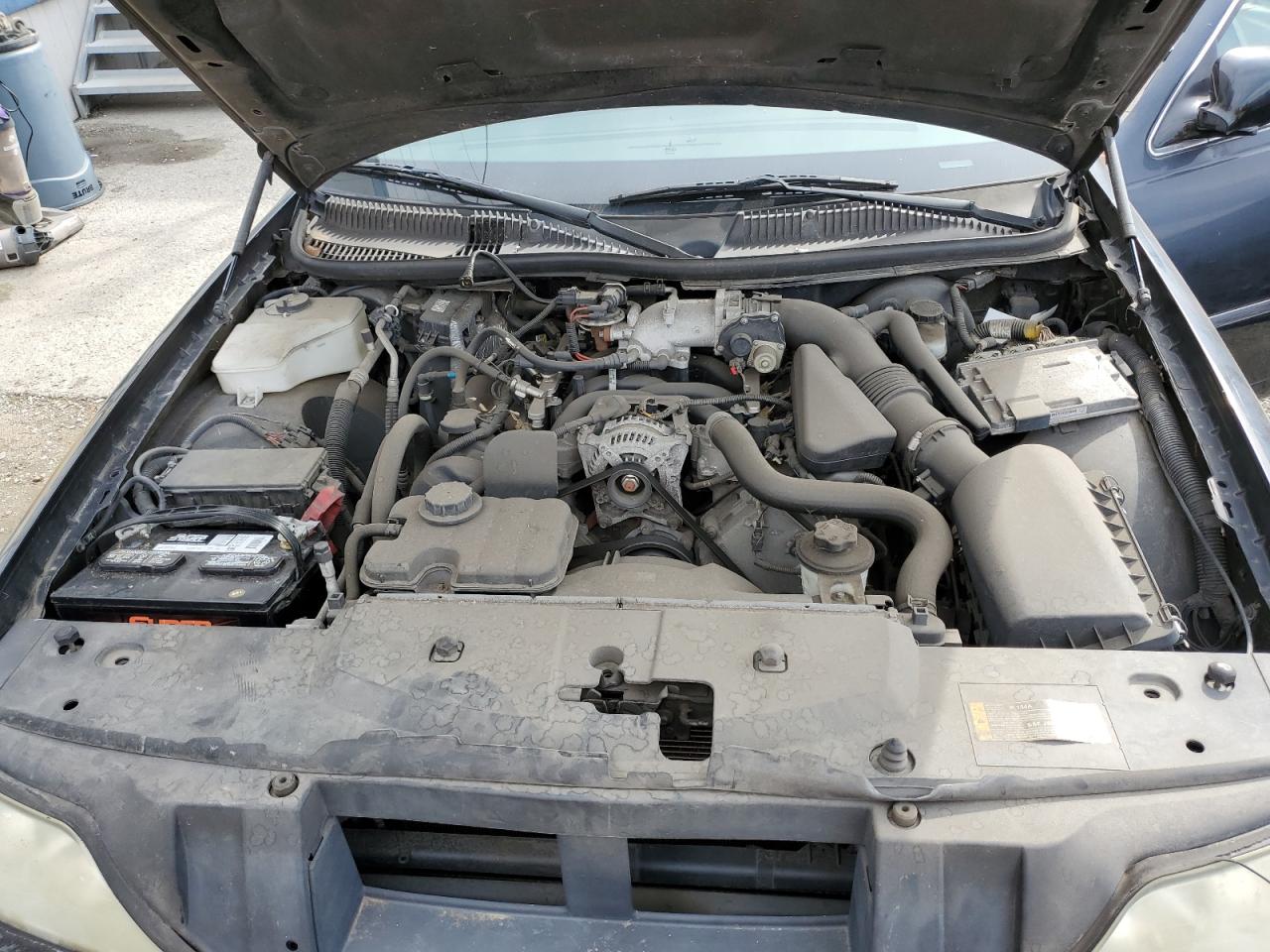 2011 Lincoln Town Car - Image 11