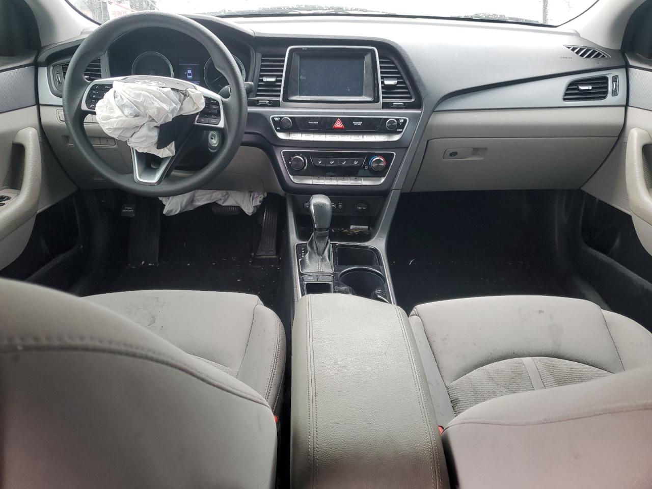 2019 Hyundai Sonata - Image 8