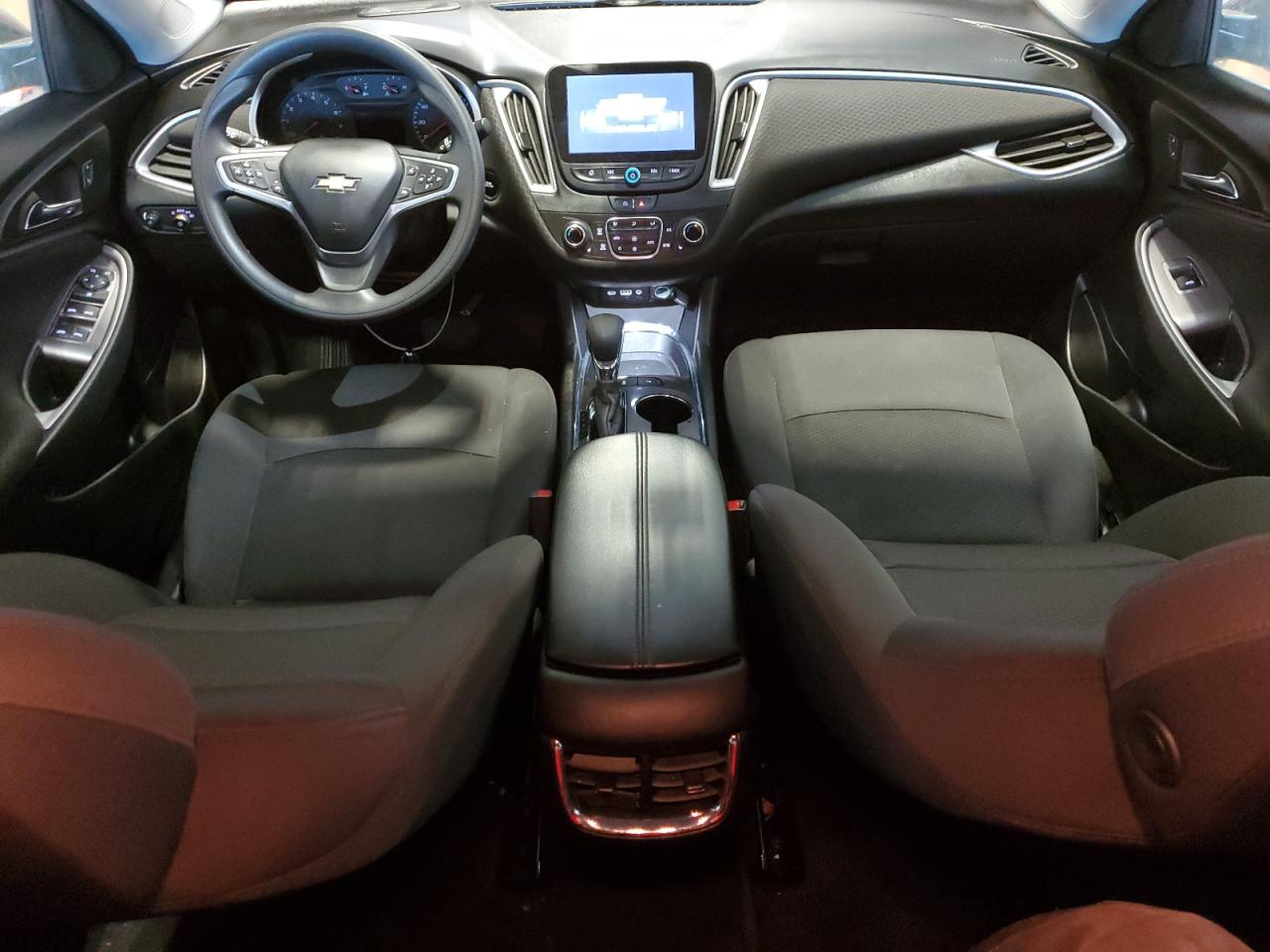 2023 Chevrolet Malibu - Image 8