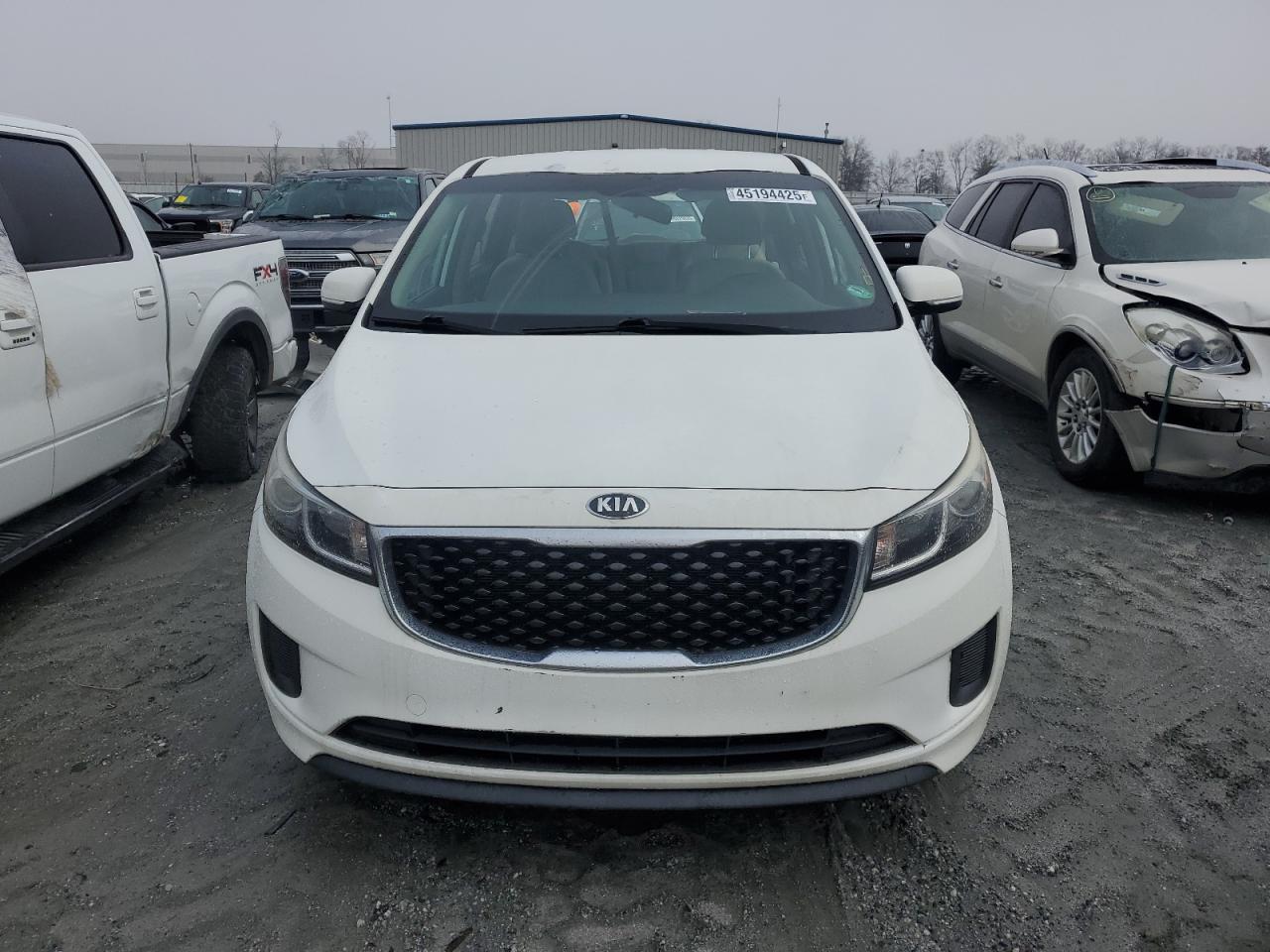 2016 Kia Sedona - Image 5