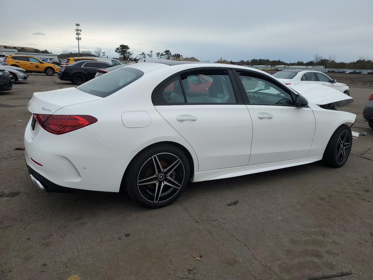 2023 Mercedes-Benz C-klasse - Image 3