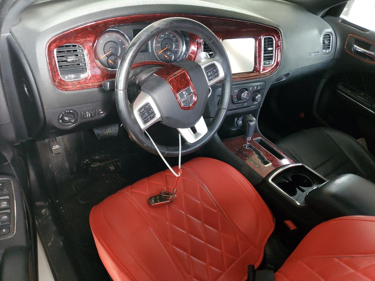 2014 Dodge Charger - Image 8