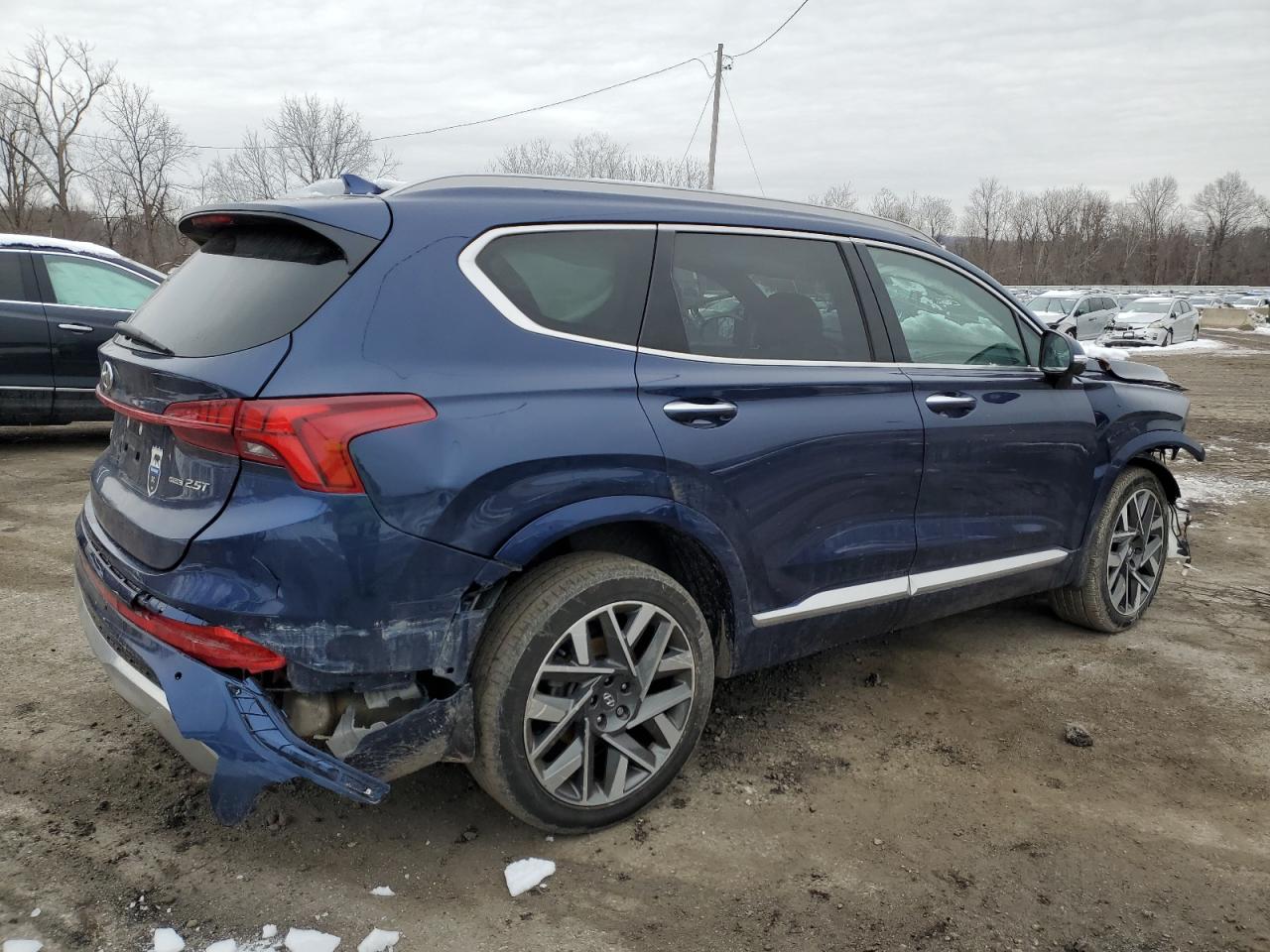2023 Hyundai Santa Fe - Image 3