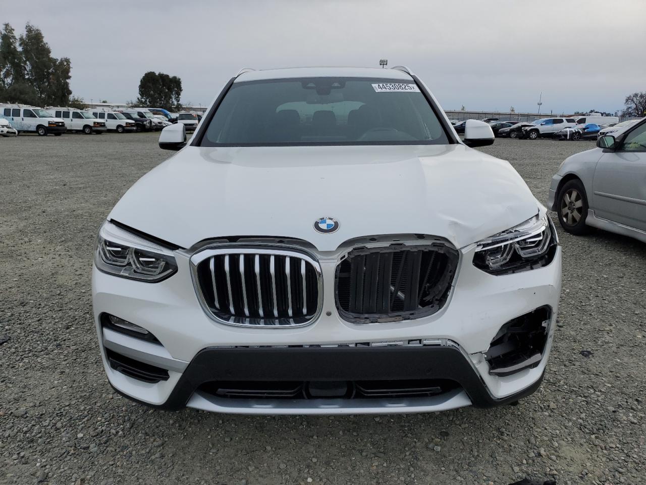 2018 BMW X3 - Image 5