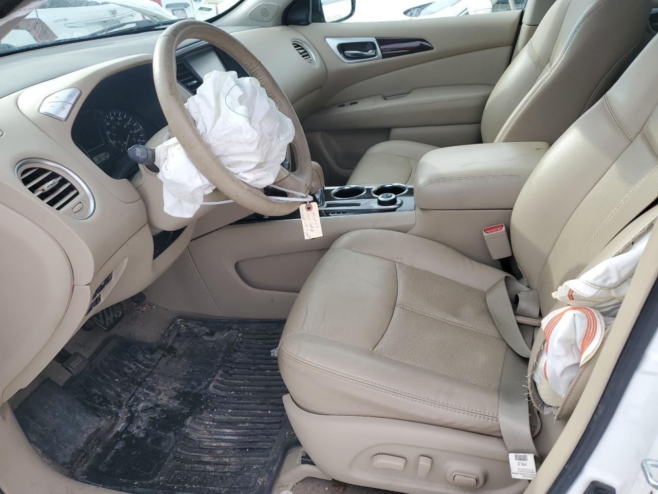 2015 Nissan Pathfinder - Image 7