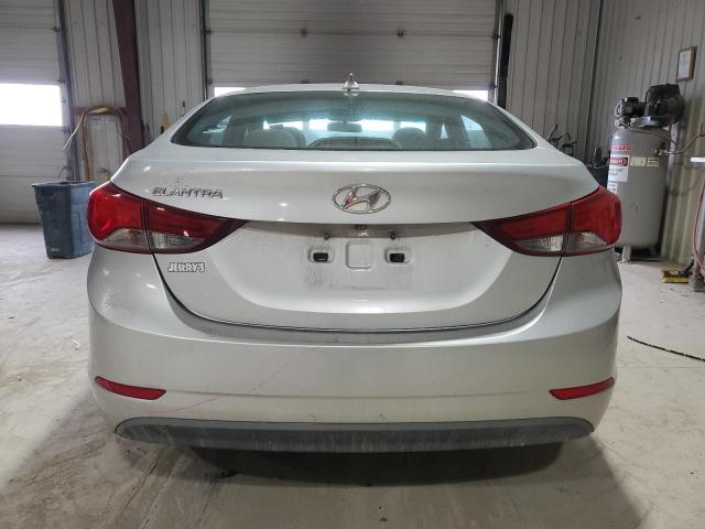  HYUNDAI ELANTRA 2016 Серебристый